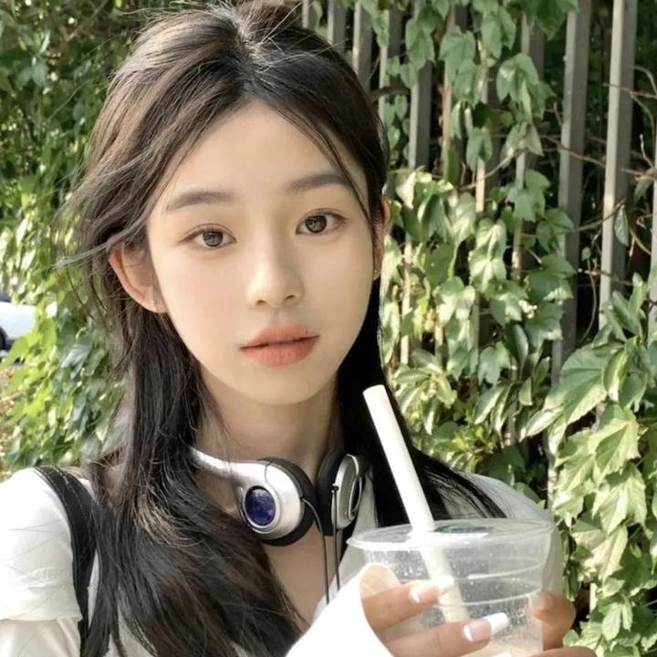 都离婚了京圈太子爷娶我你哭什么